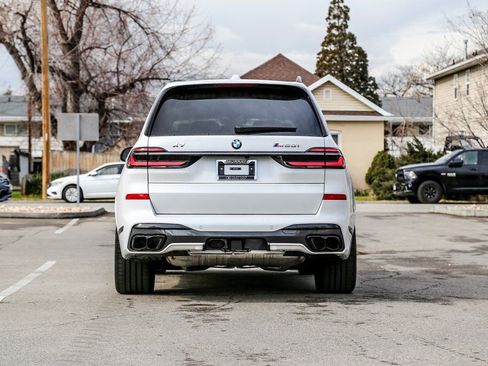 New 2026 BMW X7 M60i image 4
