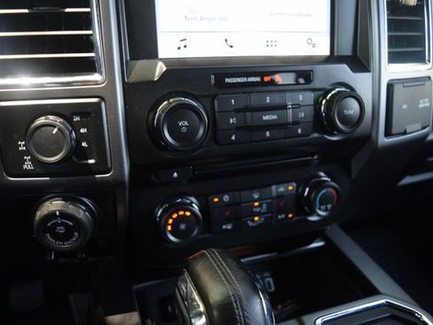 Used 2016 Ford F150 XLT w/ Equipment Group 302A Luxury AWD/4WD image 11