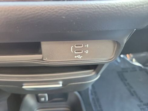 New 2026 Chrysler Voyager LX image 20