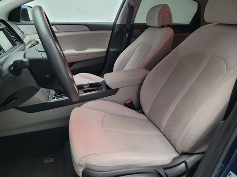 Used 2017 Hyundai Sonata SE image 17