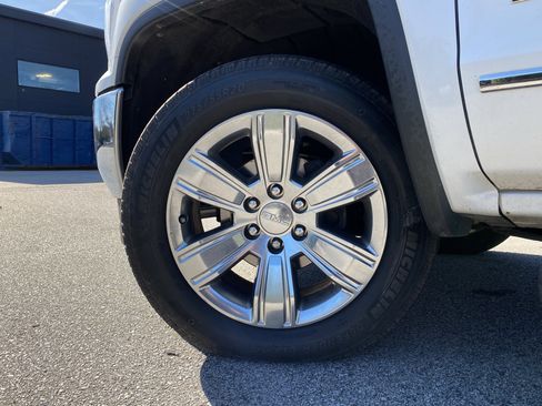 Used 2017 GMC Sierra 1500 SLT image 17