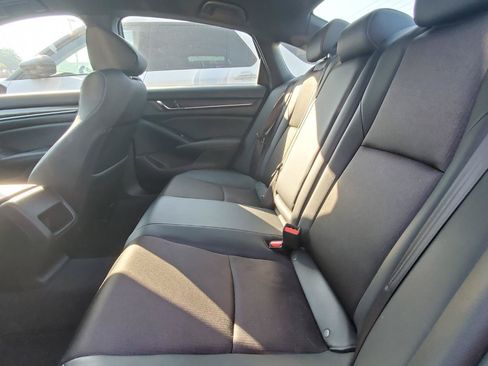 Used 2020 Honda Accord Sport image 5