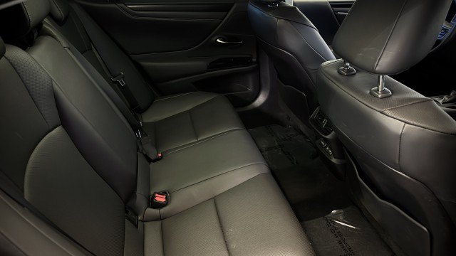 Used 2023 Lexus ES 350 w/ Premium Package FWD image 22