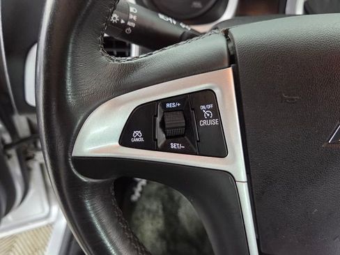 Used 2015 Chevrolet Equinox LT w/ Driver Convenience Package image 17