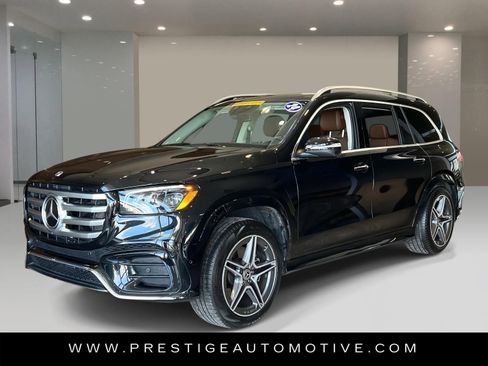 Used 2024 Mercedes-Benz GLS 450 4MATIC image 1