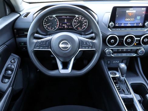 Used 2025 Nissan Sentra SV FWD image 4