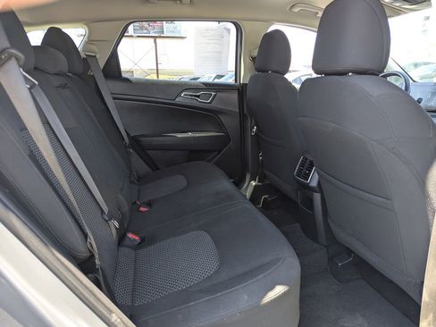 Used 2023 Kia Sportage LX AWD/4WD image 30
