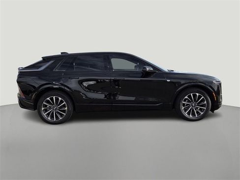 New 2026 Cadillac Lyriq Sport image 7