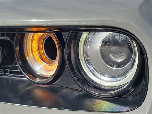 Used 2019 Dodge Challenger SXT w/ Blacktop Package image 26