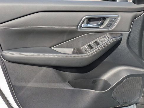 New 2026 Nissan Rogue Platinum w/ Platinum Premium Package image 33