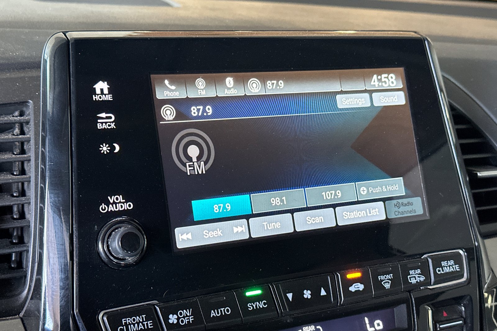 Used 2019 Honda Odyssey EX image 16