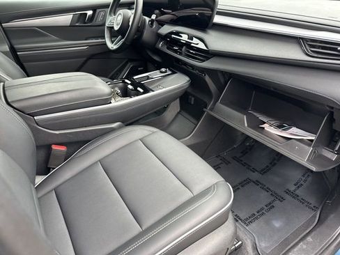 Used 2025 Buick Enclave Preferred image 40