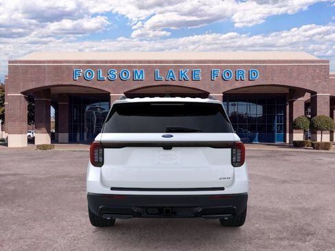 New 2026 Ford Explorer ST-Line w/ ST-Line Street Pack AWD/4WD image 5
