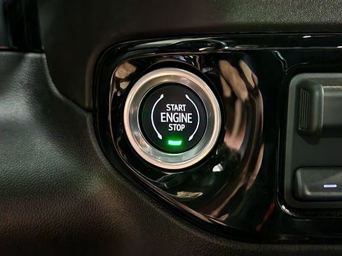 Used 2024 Chevrolet Silverado 2500 High Country w/ Z71 Off-Road Package image 44