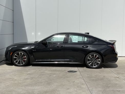 Certified 2024 Cadillac CT5 V Blackwing w/ Carbon Fiber Package 2 RWD image 4