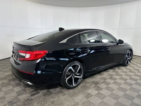 Used 2022 Honda Accord Sport image 3