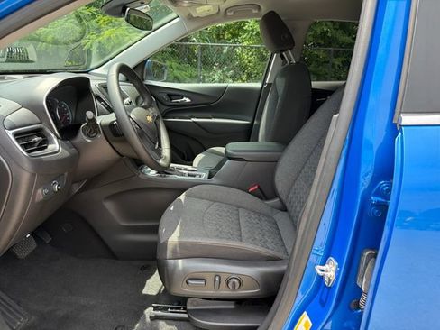 Used 2024 Chevrolet Equinox LT AWD/4WD image 11