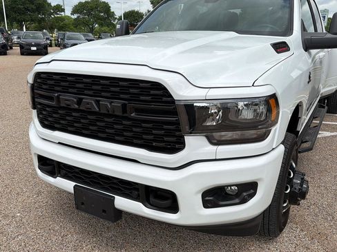 Used 2024 RAM 3500 Big Horn w/ Night Edition AWD/4WD image 8