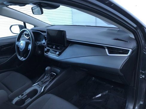 Certified 2025 Toyota Corolla LE image 22