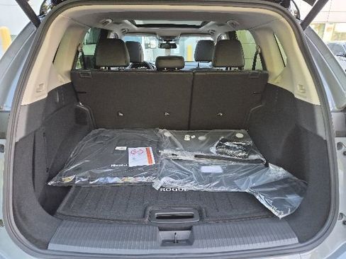 New 2026 Nissan Rogue Platinum AWD/4WD image 10