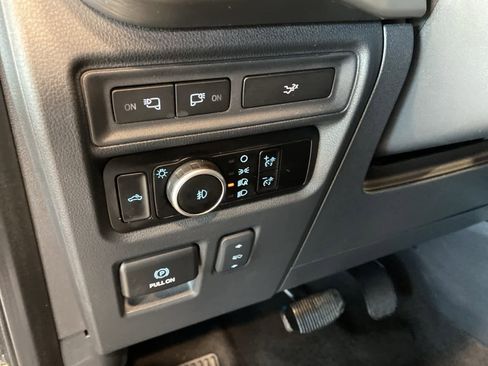 Certified 2023 Ford F150 Lariat w/ Equipment Group 502A High image 19