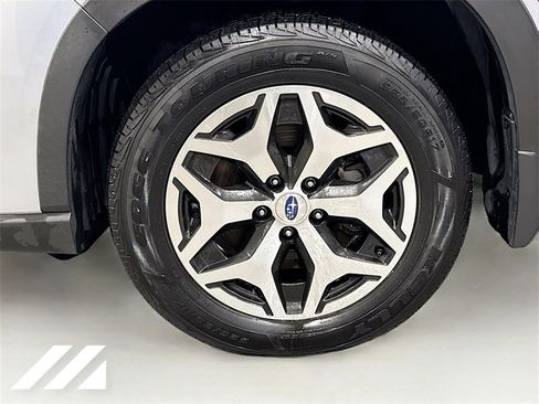 Certified 2022 Subaru Forester Premium image 33