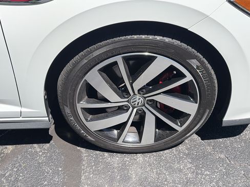 Used 2019 Volkswagen Jetta GLI Autobahn FWD image 14