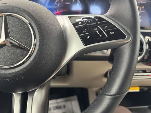 Used 2026 Mercedes-Benz GLB 250 image 24