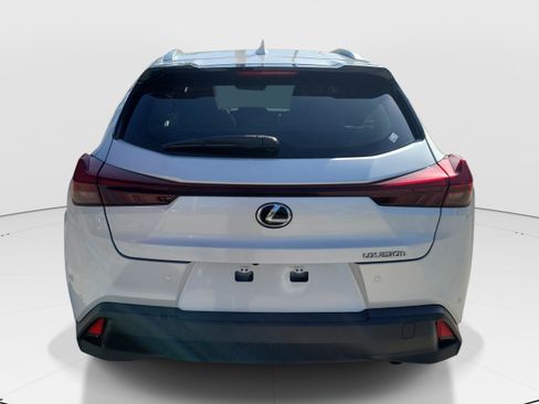 Used 2024 Lexus UX 250h FWD w/ Premium Package image 6