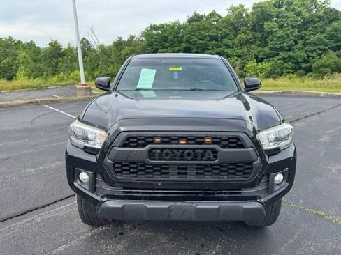 Used 2016 Toyota Tacoma TRD Off-Road w/ Towing Package AWD/4WD image 8