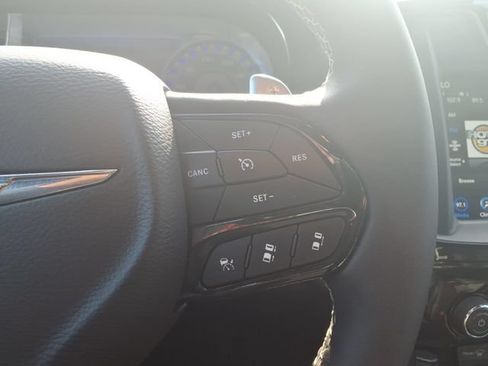 Certified 2023 Chrysler 300 S w/ Comfort Group RWD image 29