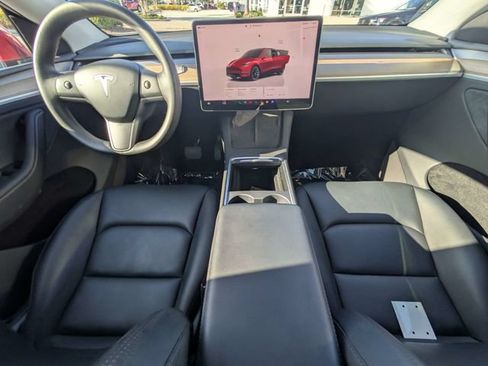 Used 2023 Tesla Model Y Long Range AWD/4WD image 14