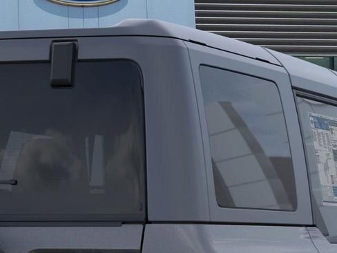 New 2025 Ford Bronco 4-Door image 25