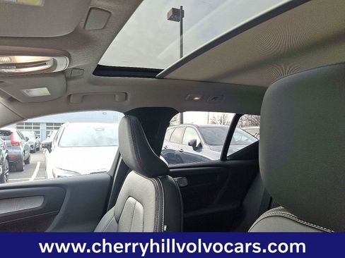 New 2026 Volvo XC40 B5 Ultra w/ Protection Package Premier image 11