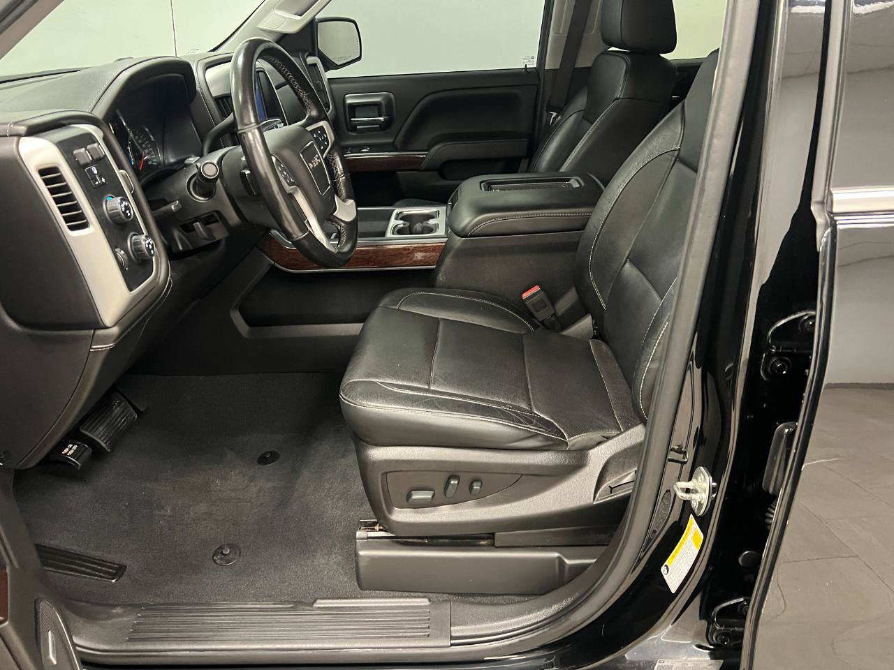 Used 2018 GMC Sierra 1500 SLT AWD/4WD image 22