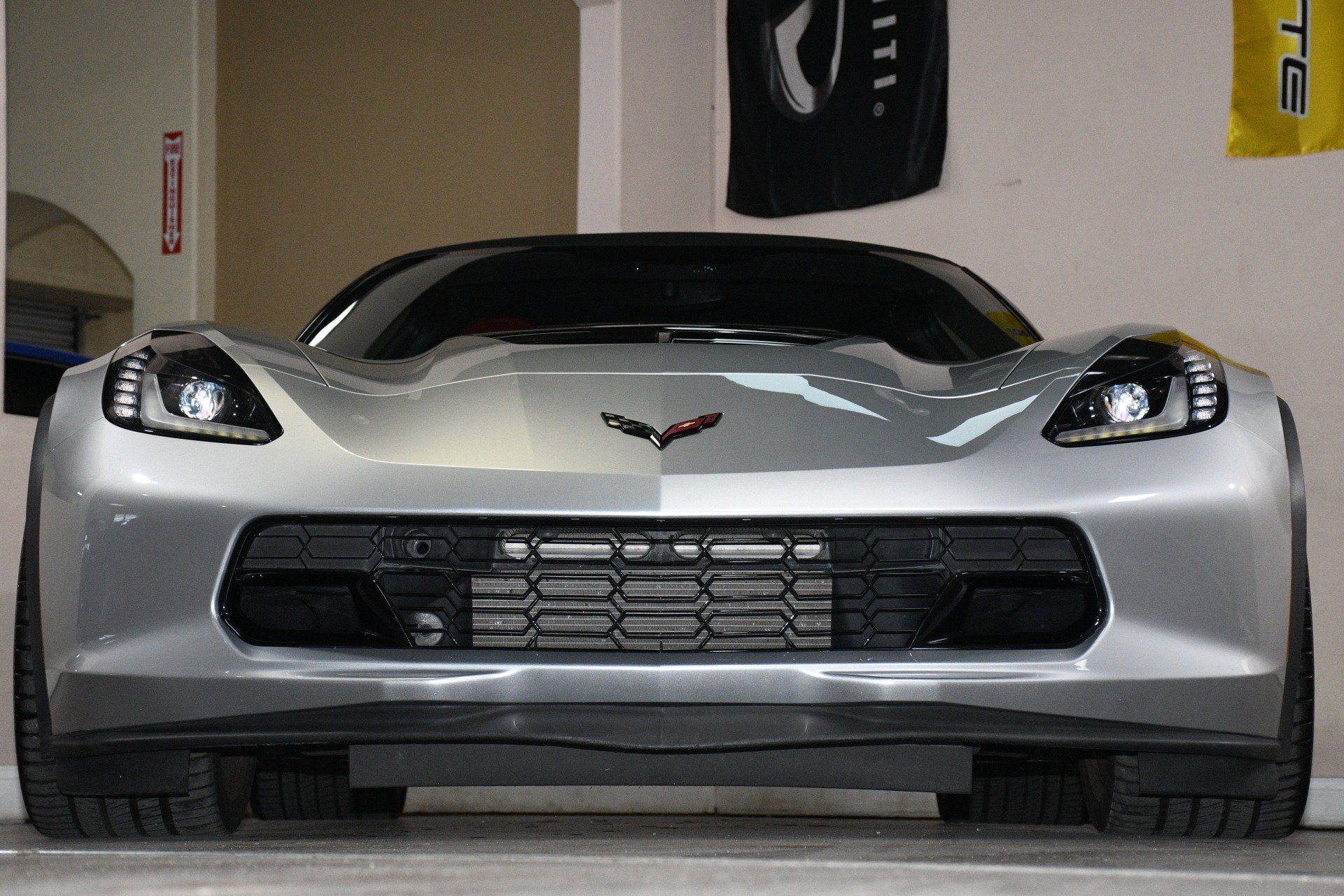 Used 2015 Chevrolet Corvette Z06 w/ 3LZ Preferred Equipment Group RWD image 81