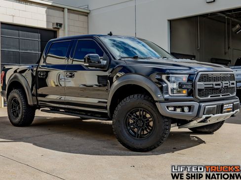 Used 2020 Ford F150 Raptor w/ Equipment Group 802A Luxury AWD/4WD image 1
