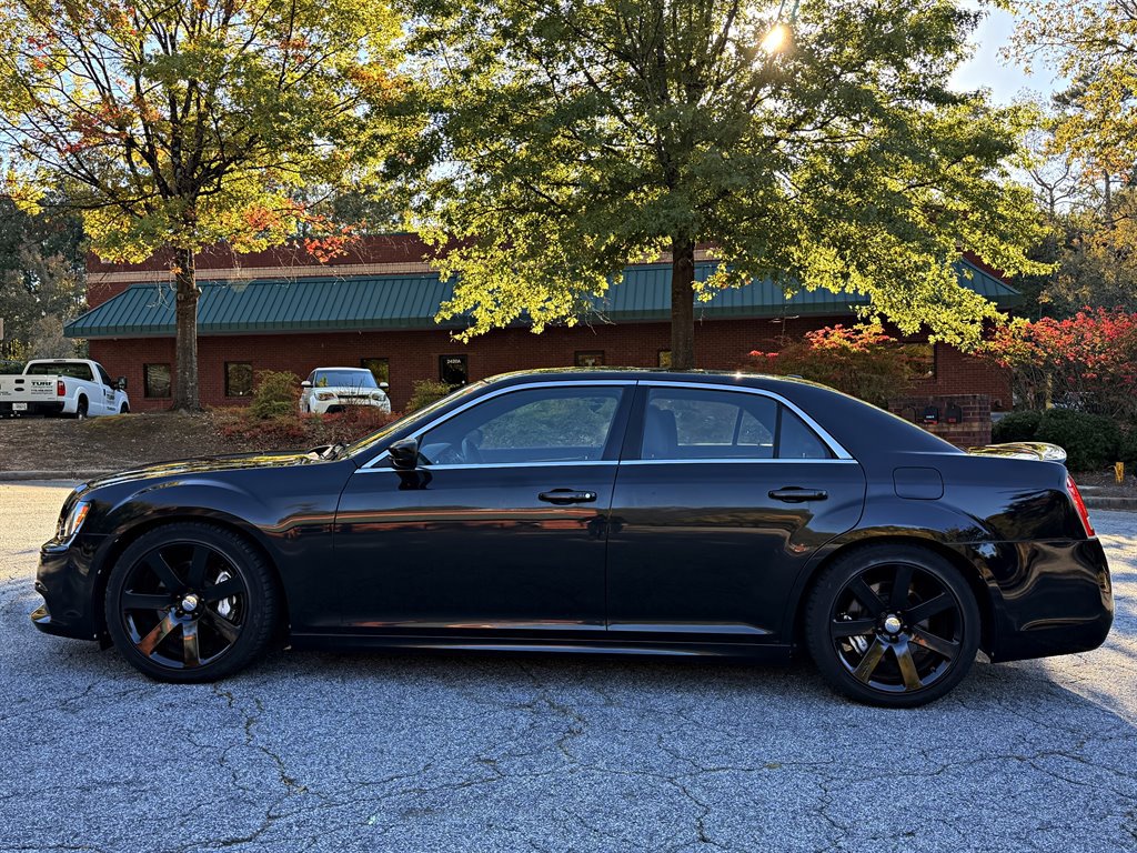 Used 2013 Chrysler 300 SRT8 w/ Harman Kardon Audio Group RWD image 8