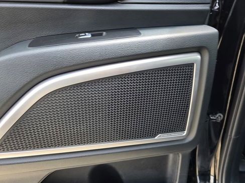 Used 2025 Kia Telluride S FWD image 27