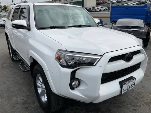 Used 2019 Toyota 4Runner SR5 Premium AWD/4WD image 71