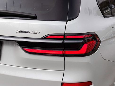 Used 2026 BMW X7 xDrive40i image 41