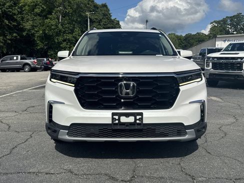 Used 2024 Honda Pilot Elite image 2