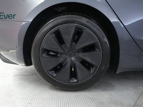 Used 2024 Tesla Model 3 Standard Range RWD image 21