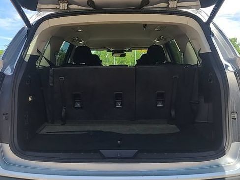 Used 2025 Subaru Ascent Premium AWD/4WD image 19