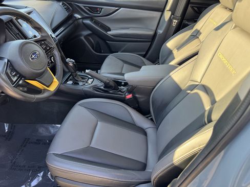 Used 2022 Subaru Crosstrek 2.5i Sport w/ Moonroof Package image 13