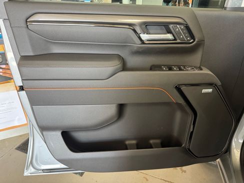 New 2026 GMC Sierra 2500 AT4 w/ AT4 Premium Plus Package AWD/4WD image 15