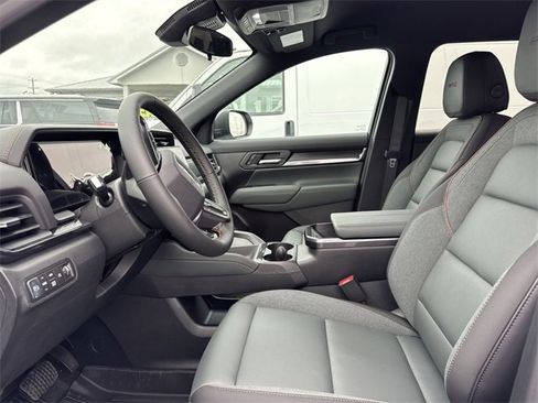 New 2026 GMC Terrain AT4 w/ LPO, Floor Liner Package image 11