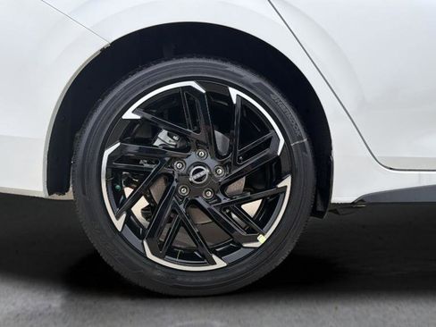 New 2026 Nissan Sentra SR w/ SR All Weather Package FWD image 13