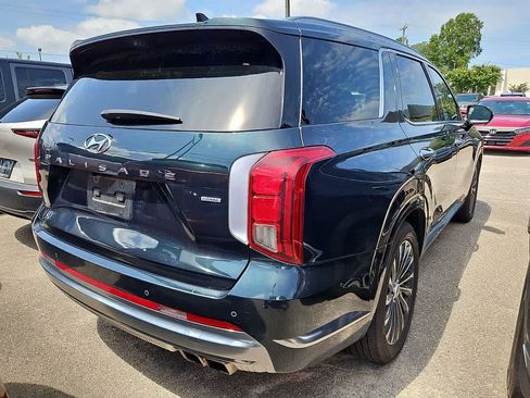 Used 2024 Hyundai Palisade Calligraphy AWD/4WD image 3