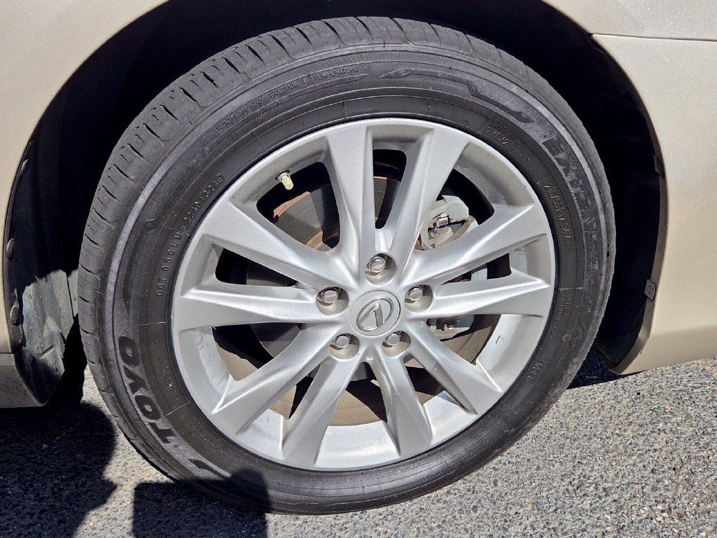Used 2010 Lexus ES 350 FWD image 9